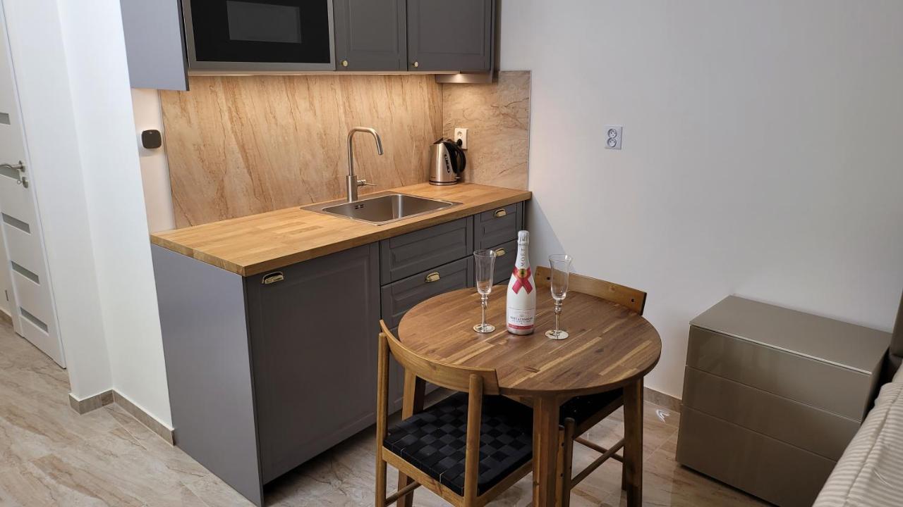 Luxusni Apartman Nedaleko Centra Prag Exterior foto